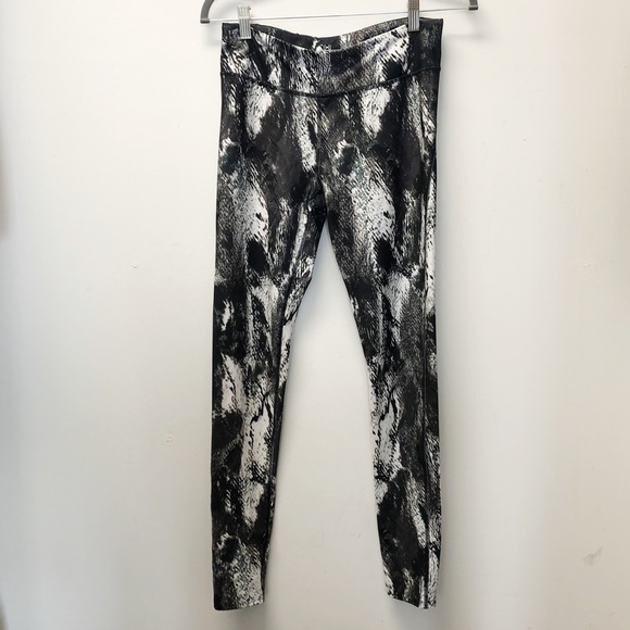 Under Armour Leggings, SZ M - Picture 5 of 5